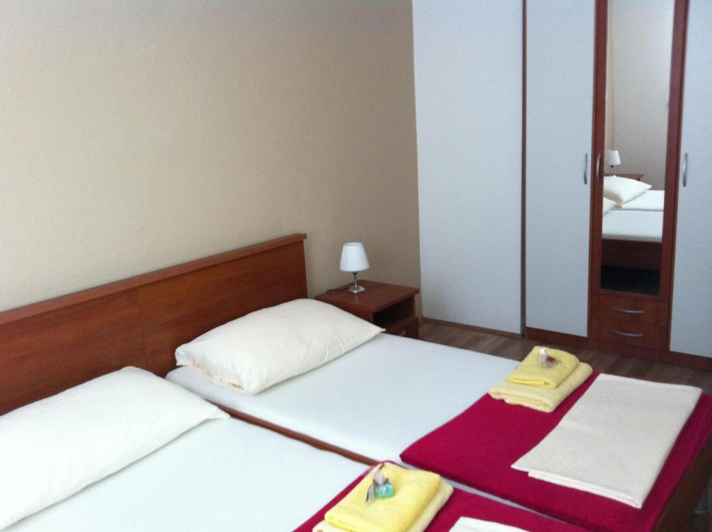 Apartments Husanovic Mokošica Chambre photo